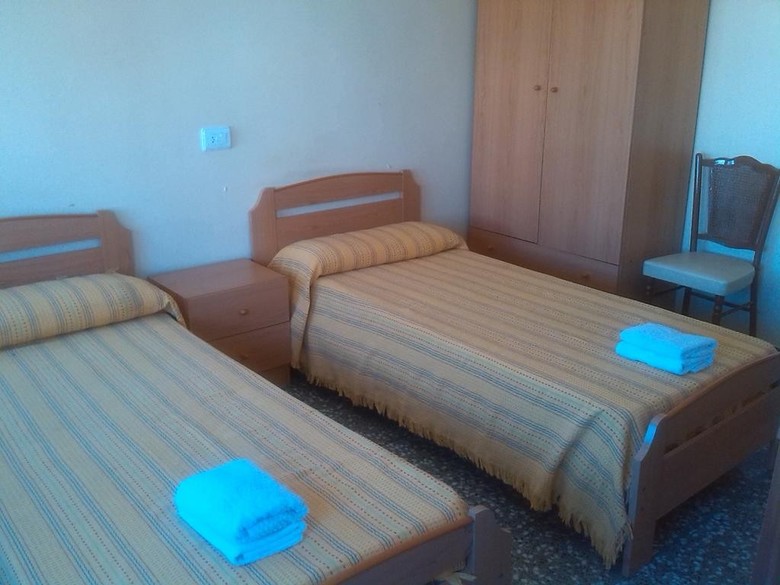Hostal Pensi�n Vinar�s