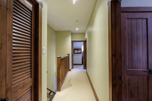Apartamentos Les Eaux By Tremblant Sunstar