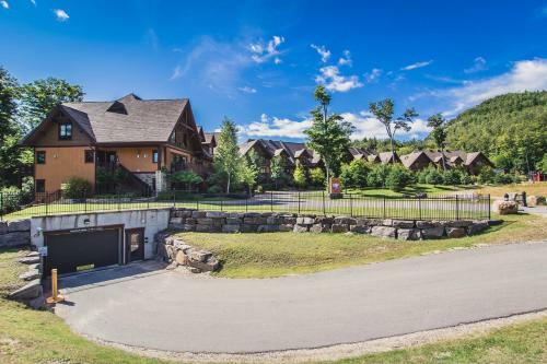 Apartamentos Les Eaux By Tremblant Sunstar