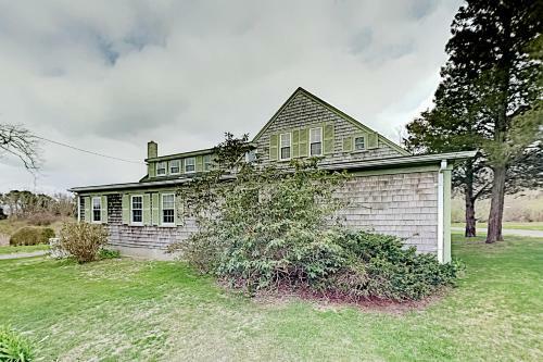 Cape Landing Cottage