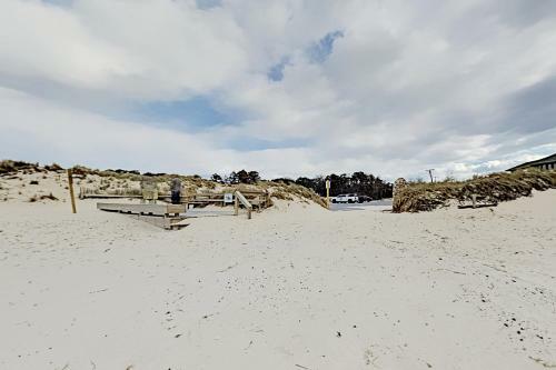 Cape Landing Cottage