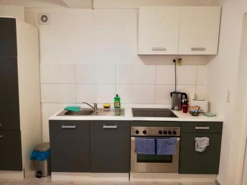 Apartamento Hegelsbergstra�e 38 Ferienwohnung - Souterrain