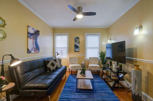 Spacious Apartments Near Ashmont - Evonify Stays