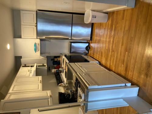 Near State House Park Apartments 30 Day Stays