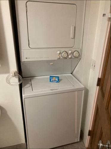 Near State House Park Apartments 30 Day Stays