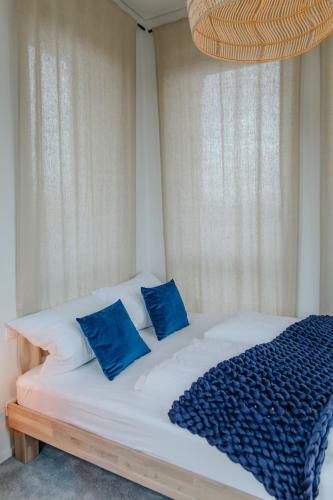 Hostal Village Turmzimmer