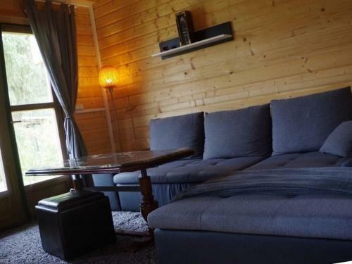Idyllische Holzh�tte Mit Wasserzugang Und Sauna