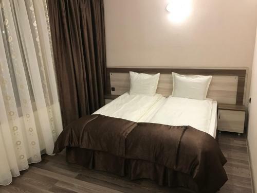 Hostal Vesinel Guest House