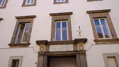 Domus Donnaregina Apartments