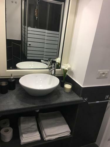 The Lux B&B Napoli Mergellina