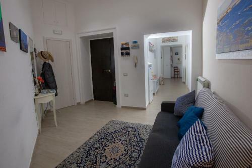 Garibaldi House Apartment