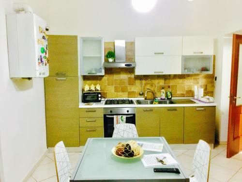 Miseria E Nobilt� Apartment