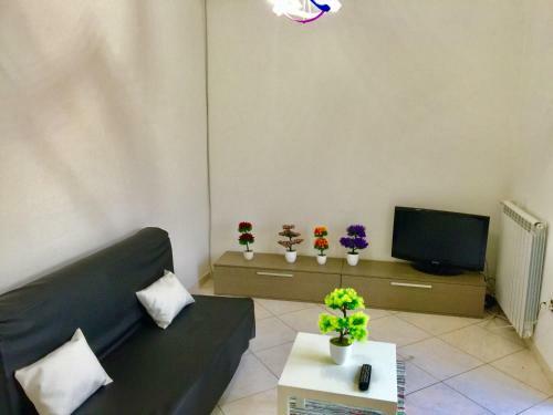 Miseria E Nobilt� Apartment