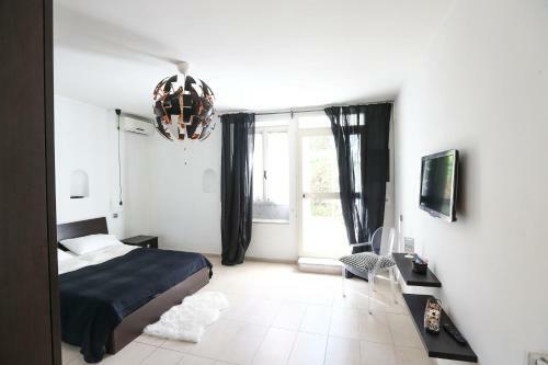 Sanfelice Apartments