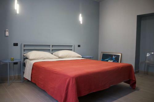 Sanfelice Apartments