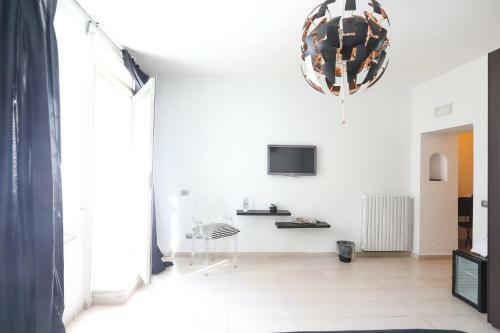 Sanfelice Apartments