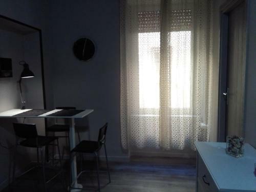 Hostal Meridional Station