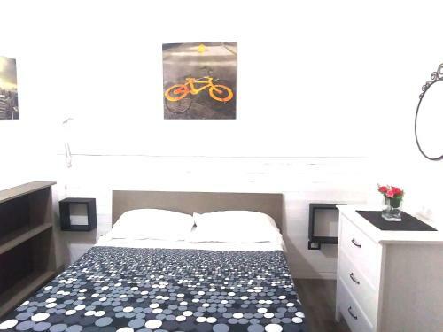 Hostal Meridional Station