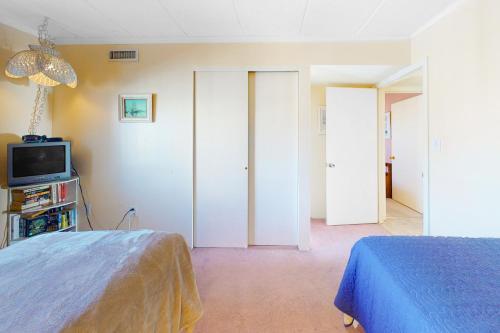 Assateague House II