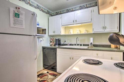 Apartamento Family-friendly Condo With Pool Walk To Beach!