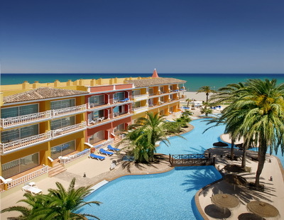 Mediterr�neo Bay Hotel & Resort