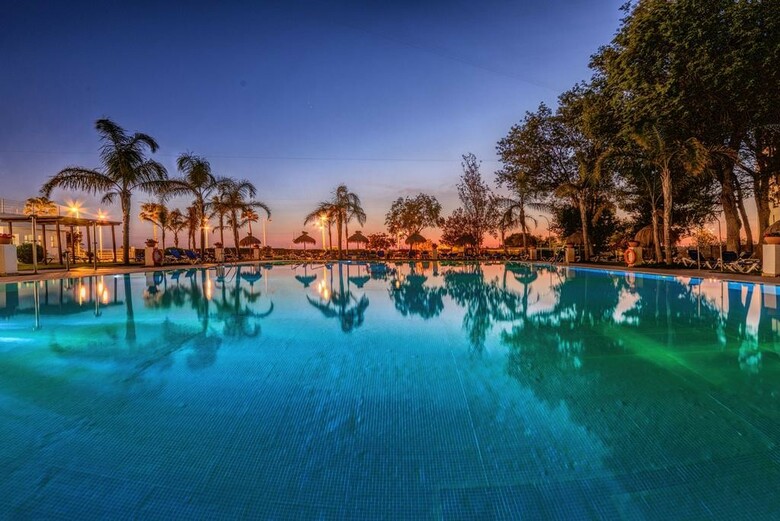 Hotel Puerto Bah�a & Spa