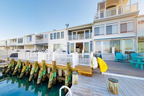 Village West 32