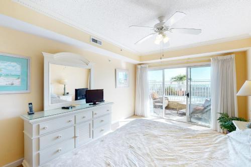 Ocean Pointe
