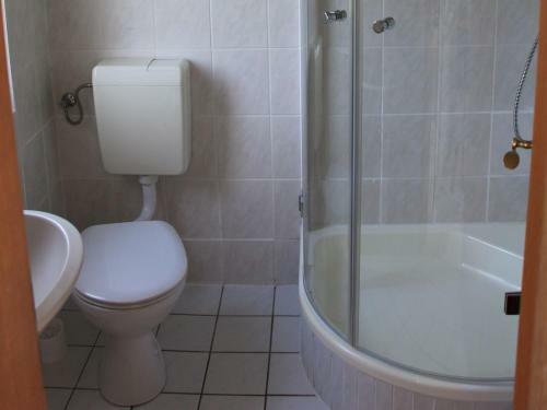 Row Bungalows Am Gro� Labenzer See, Klein Labenz