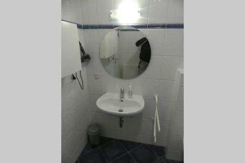 Apartamento Einliegerwohnung Mit Wintergarten (eg)