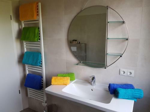 Ferienhaus L�h