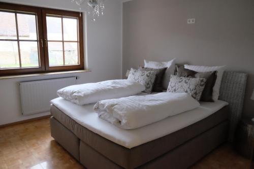 Apartamento Fewo-kleinschwabhausen