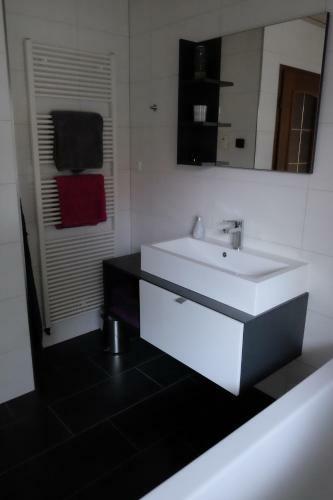 Apartamento Fewo-kleinschwabhausen