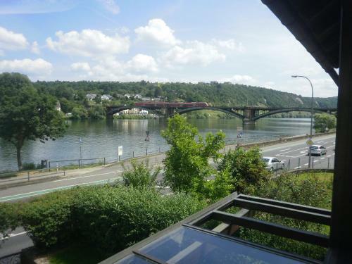 Apartamento Villa Am Moselufer Im Kurort Koblenz-g�ls