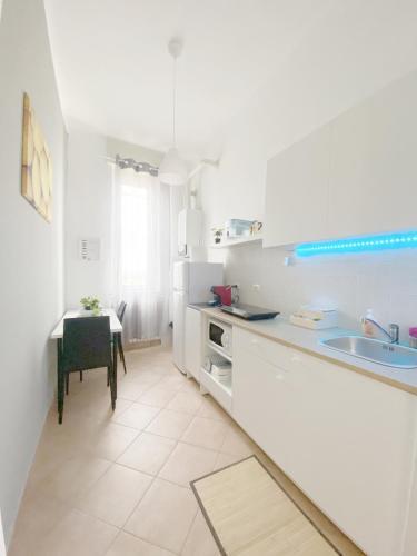 Apartamento Intero Appartamento Spazioso E Luminoso Con Suite