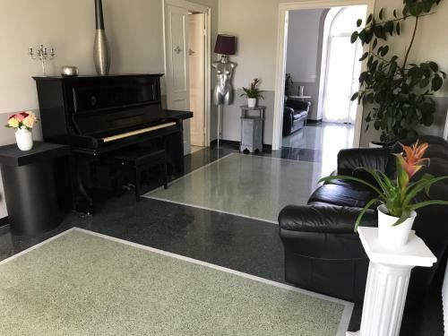 Villa Prestigio Bed And Breakfast