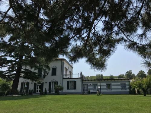 Villa Prestigio Bed And Breakfast