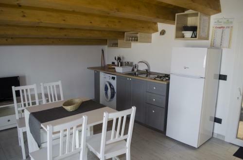 Ansise Apartments