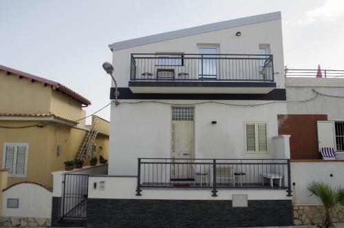 Ansise Apartments