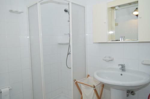 Ansise Apartments