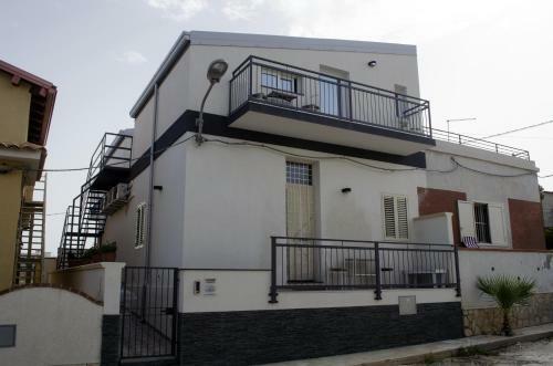 Ansise Apartments