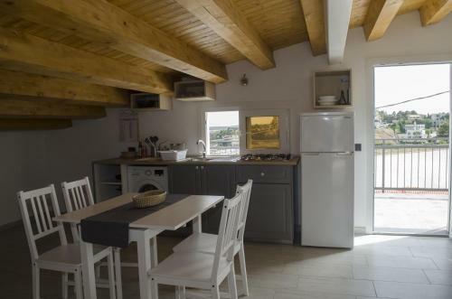 Ansise Apartments