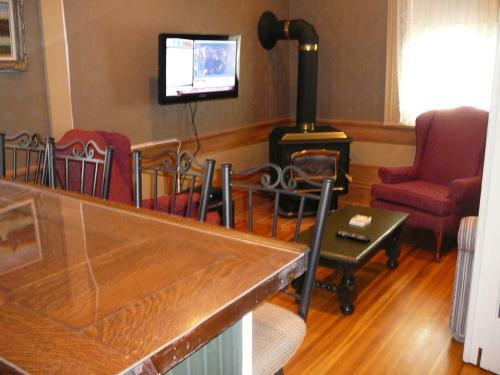 Gables Bed & Breakfast