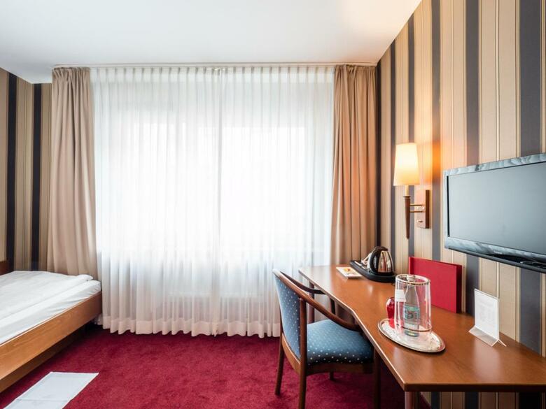 Hostal Hotel Garni Deutsches Haus