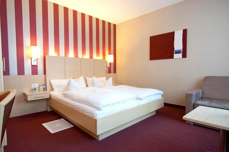 Hostal Hotel Garni Deutsches Haus
