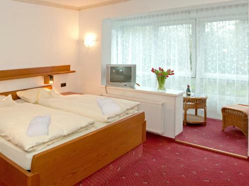 Kur- Und Kneipphotel Zum Goldenen Hirsch