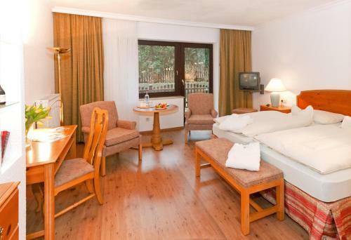 Kur- Und Kneipphotel Zum Goldenen Hirsch