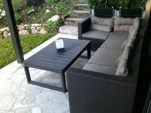 Inviting 2-bed House In Tignale
