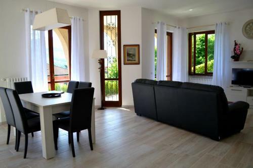 Apartamento Le Grigne Guesthouse - The Garden