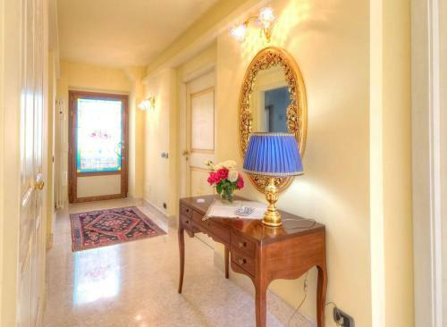 Hostal Velia Mare